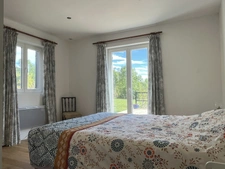 Maison à vendre 7 pièces 20min de SEMUR (21): 146m², 3 chambres, terrasse, piscine, terrain 2400m². Prix: 375 000€