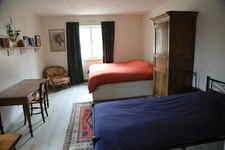 SEMUR EN AUXOIS : maison rénovée 180m²+ appartement 50m², garage, dépendance, jardin. Prix: 425 000€