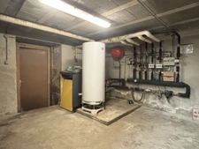 SEMUR EN AUXOIS centre-ville : appartement quatre piéces, 93m², avec une terrasse. Prix : 155 000€.