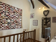 SEMUR EN AUXOIS 10min : maison rénovée 140m², 6 pièces, 4 chambres, garage, jardin. Prix : 213 000€.