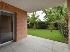 EXCLUSIVITÉ - APPARTEMENT 2 - TERRASSE - JARDIN - 2 PARKING EN SOUS-SOL