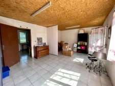 EXCLUSIVITÉ - TERRAIN ET BÂTIMENT EXISTANT