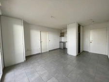 EXCLUSIVITÉ - APPARTEMENT T2 - DERNIER ETAGE - TERRASSE - PARKING 