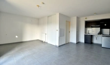 EXCLUSIVITÉ - GRAND STUDIO - TERRASSE ET CELLIER