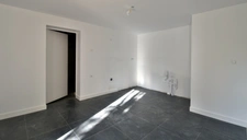 EXCLUSIVITE - Appartement T4 rez de jardin - Garage et parkings