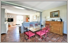 RARE - PROPRIÉTÉ - VILLA - HANGAR - 1 HECTARE