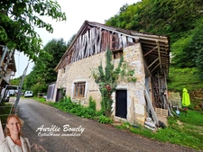 À vendre – Jolie grange en pierre à rénover