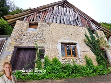 À vendre – Jolie grange en pierre à rénover