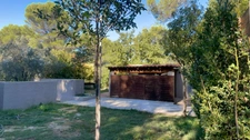 Terrain avec 2 constructions et une piscine à vendre aux Pinchinats à AIX EN PROVENCE (13)