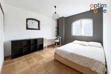 BOUC-BEL-AIR – 202 M² – 2 ESPACES DE VIE – 4 CHAMBRES – PISCINE – SOUS-SOL 140 M² – DPE B