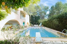AIX-EN-PROVENCE – Propriété familiale et multi-usages de 360 m² avec piscine et espaces indépendants