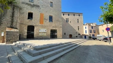 Maison de village avec terrasse à vendre 4 pièces TRETS (13)