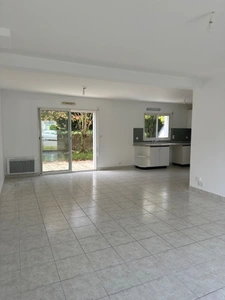 Maison à vendre 5 pièces LARMOR PLAGE (56)