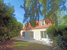 SUR LA COMMUNE DE MAREIL MARLY