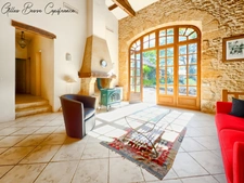 House and outbuildings in MAUZAC ET GRAND CASTANG (24)