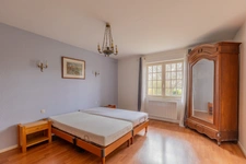 MAISON DE CARACTERE 270 M2 TERRAIN 19 ARES