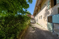 DOMAINE EQUESTRE - BOXES-MANEGE-CARRIERE-APPARTEMENT