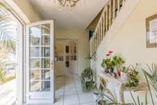 MAISON DE CARACTERE 7 PIECES TERRAIN 9 ARES 44