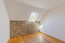 DOMAINE EQUESTRE - BOXES-MANEGE-CARRIERE-APPARTEMENT