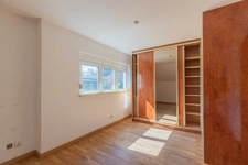 DOMAINE EQUESTRE - BOXES-MANEGE-CARRIERE-APPARTEMENT