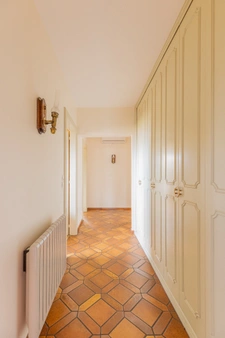 MAISON DE CARACTERE 270 M2 TERRAIN 19 ARES