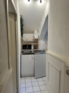 STUDIO MEUBLE 24,07 M2 - HYPER CENTRE METZ