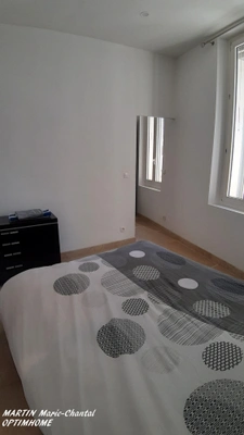 MARSEILLE 5° RUE DES VERTUS LA LOUBIERE REZ DE JARDIN 76,50 m² - GARAGE 27 m² - CAVE 18,7 m² JARDIN 73,8 m²