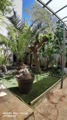 MARSEILLE 5° RUE DES VERTUS LA LOUBIERE REZ DE JARDIN 76,50 m² - GARAGE 27 m² - CAVE 18,7 m² JARDIN 73,8 m²
