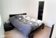 MARSEILLE 5° RUE DES VERTUS LA LOUBIERE REZ DE JARDIN 76,50 m² - GARAGE 27 m² - CAVE 18,7 m² JARDIN 73,8 m²
