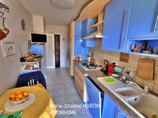 Appartement 13008 Marseille de T4 lumineux avec balcon et vue mer – confort, calme
