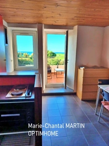 STUDIO MEUBLÉ AVEC TERRASSE ET VUE MER – MARSEILLE 13008