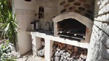 MARSEILLE 5° RUE DES VERTUS LA LOUBIERE REZ DE JARDIN 76,50 m² - GARAGE 27 m² - CAVE 18,7 m² JARDIN 73,8 m²