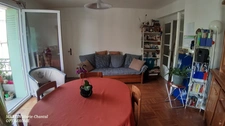Appartement lumineux en angle - 4e étage avec balcon - Marseille 3e (Rue Ria / Bd National)