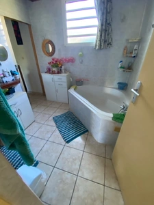 Maison à vendre 3 pièces  (974)