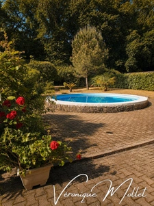 LIGNAN DE BORDEAUX - AUX PORTES DE FARGUES ST HILAIRE - SUR 2591M2 ET SUR SOUS-SOL INTEGRAL