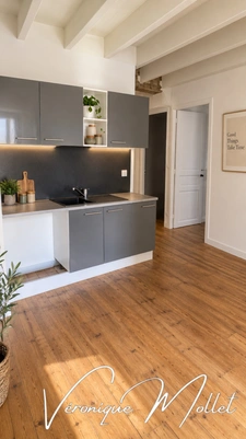 Immeuble de rapport – local commercial + 2 appartements – Centre Coutras 