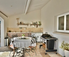  SOUS OFFRE ACCEPTÉE !! Élégante maison familiale avec piscine au sein d’une magnifique parcelle ! 