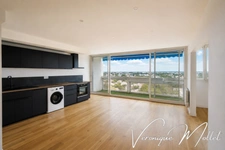 MÉRIGNAC – 10e ET DERNIER ÉTAGE, LA VUE COMME HORIZON - GARAGE DISPONIBLE EN OPTION -