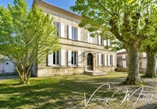 PROPRIETE DE CARACTÈRE - SUR LA ROUTE DES VINS DU MEDOC ET À 18KMS DE L’OCÉAN. 