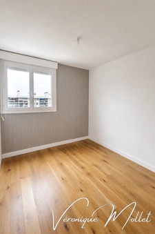 MÉRIGNAC – 10e ET DERNIER ÉTAGE, LA VUE COMME HORIZON - GARAGE DISPONIBLE EN OPTION -