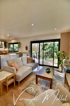Maison familiale 4 chambres avec piscine aux portes de LATRESNE  