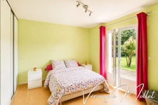 ELEGANTE CONTEMPORAINE DE PLAIN-PIED BAIGNÉE DE LUMIERE