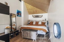 VILLA ATYPIQUE SUR 5000M2 SANS VIS À VIS - SUD EST DE BORDEAUX -