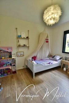 Maison familiale 4 chambres avec piscine aux portes de LATRESNE  