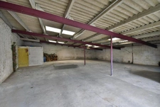 ARTIGUES PRES BORDEAUX - MAISON ART DECO ET AVEC 280m2 DE DÉPENDANCES 