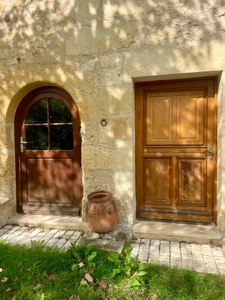 AUTHENTIQUE BÂTISSE EN PIERRES 