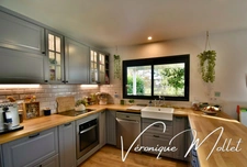 Maison familiale 4 chambres avec piscine aux portes de LATRESNE  