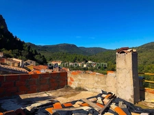 Maison à refaire.