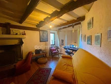 Maison de village sans travaux.