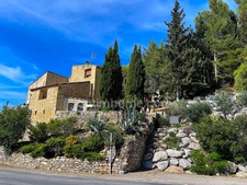 Maison atypique 3 chambres, véranda et terrasses.